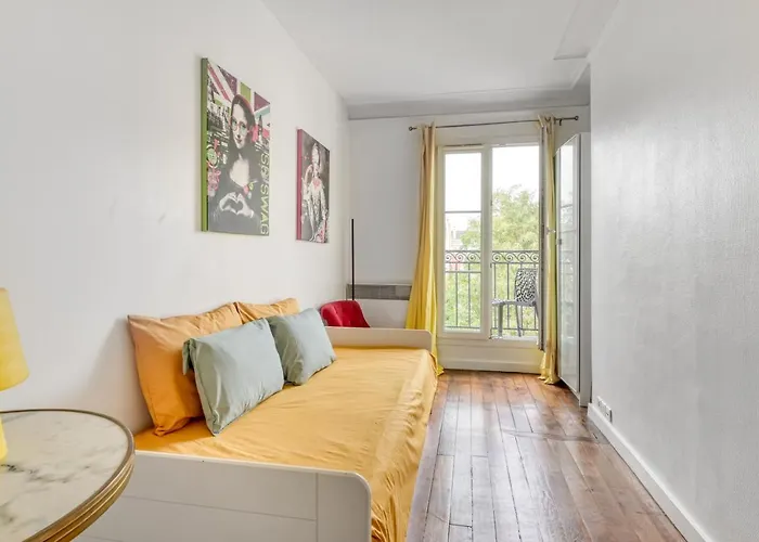 Appartamento Stunning 2br + Balcony + View Parigi