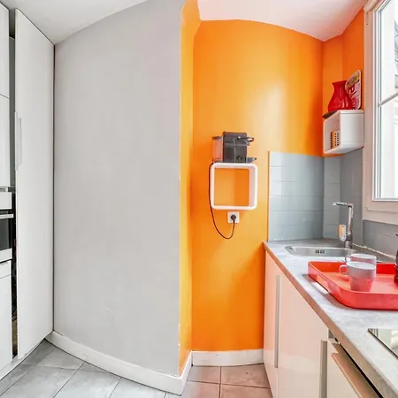 Stunning 2br + Balcony + View